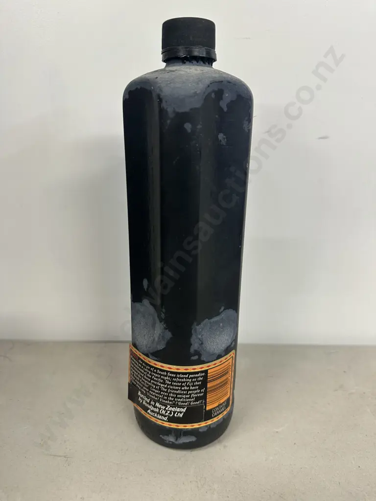 Koro Finest Sea Island Liqueur Collectors Bottle  Image 1++